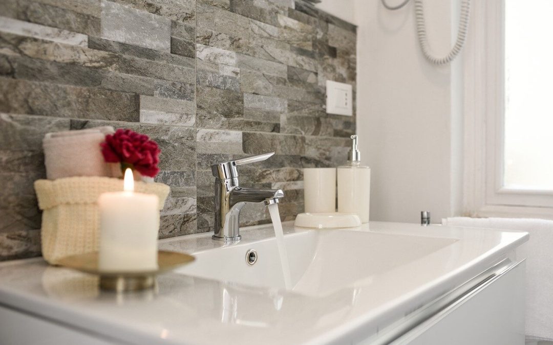6 Tips for a Dry and Mold-Free Bathroom